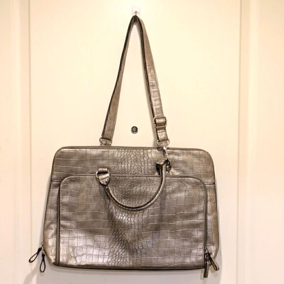 EUC Bueno Silver Faux Crocodile Laptop Bag - Picture 1 of 5